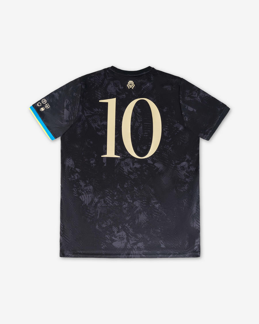 Three Lions On A Shirt: The Official History of the England Football J – Stanchion Three Lions On A Shirt: The Official History of the England Football J – Stanchion